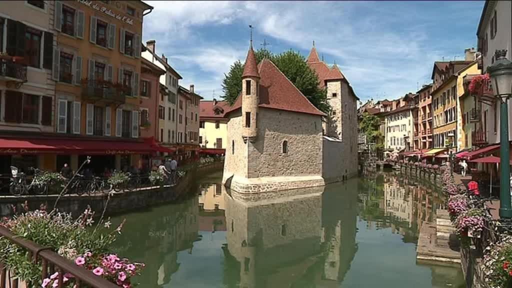Escapade Champêtre Hauteville-sur-Fier Exterior foto
